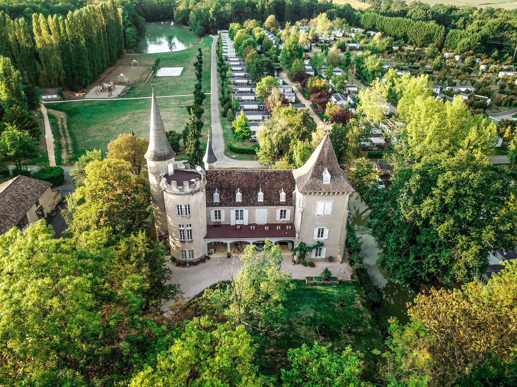 France - Sud Ouest - Villeréal - Camping Marvilla Parks Château de Fonrives 5*